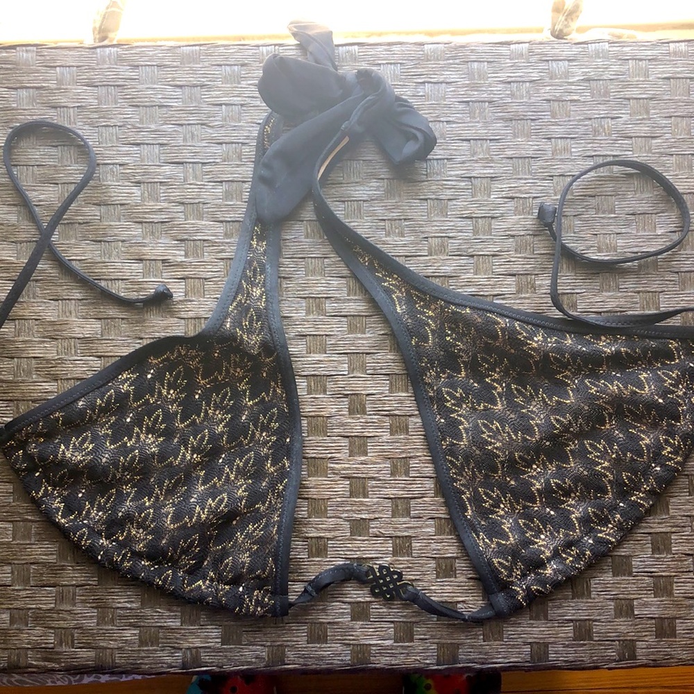 Black & Gold bikini set👙top & bottom